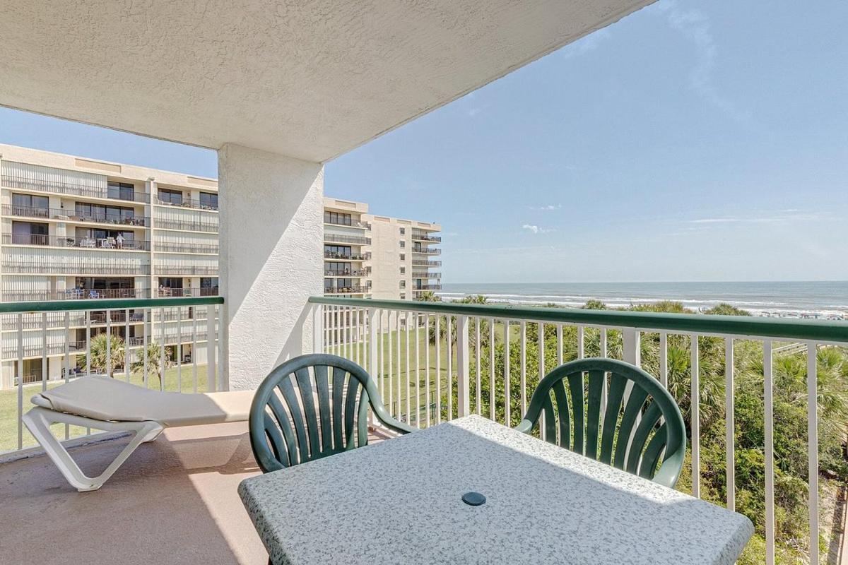 The Resort On Cocoa Beach Exterior photo