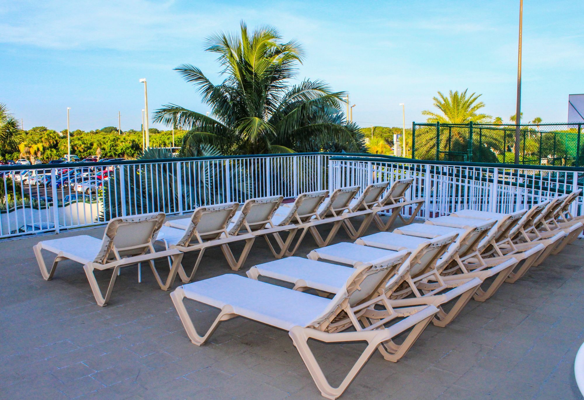 The Resort On Cocoa Beach Exterior photo