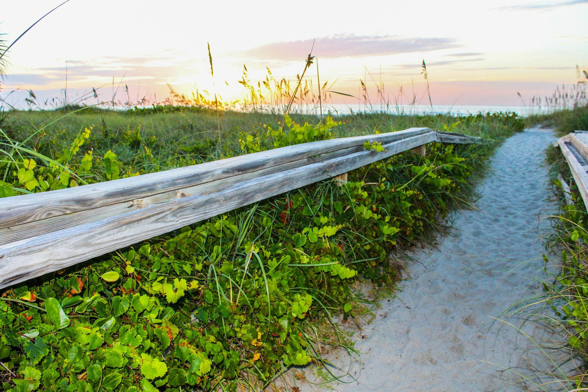 The Resort On Cocoa Beach Exterior photo